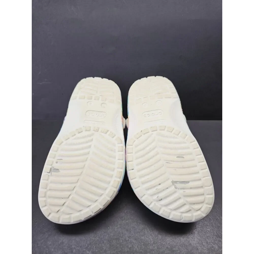 Crocs J8 Comfy footwear